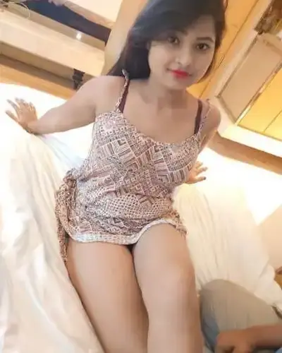 Call Girls in New Market