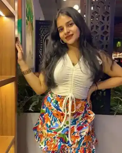 Escorts Service New Market